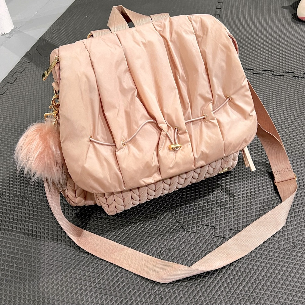 Happ - Pink Levy Backpack Baby Diaper Bag in Dusty Rose - gently used